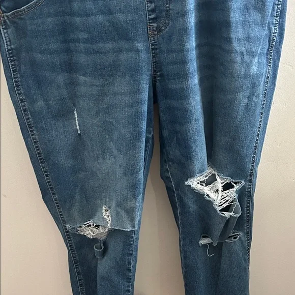 Celebrity Pink, Womans Size XL Distressed Blue Denim Overalls - Picture 6 of 14